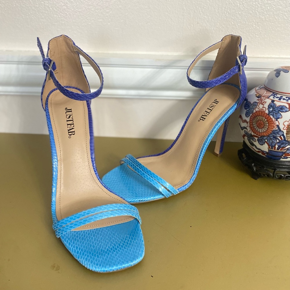 Just Fab Strappy Heeled Sandals